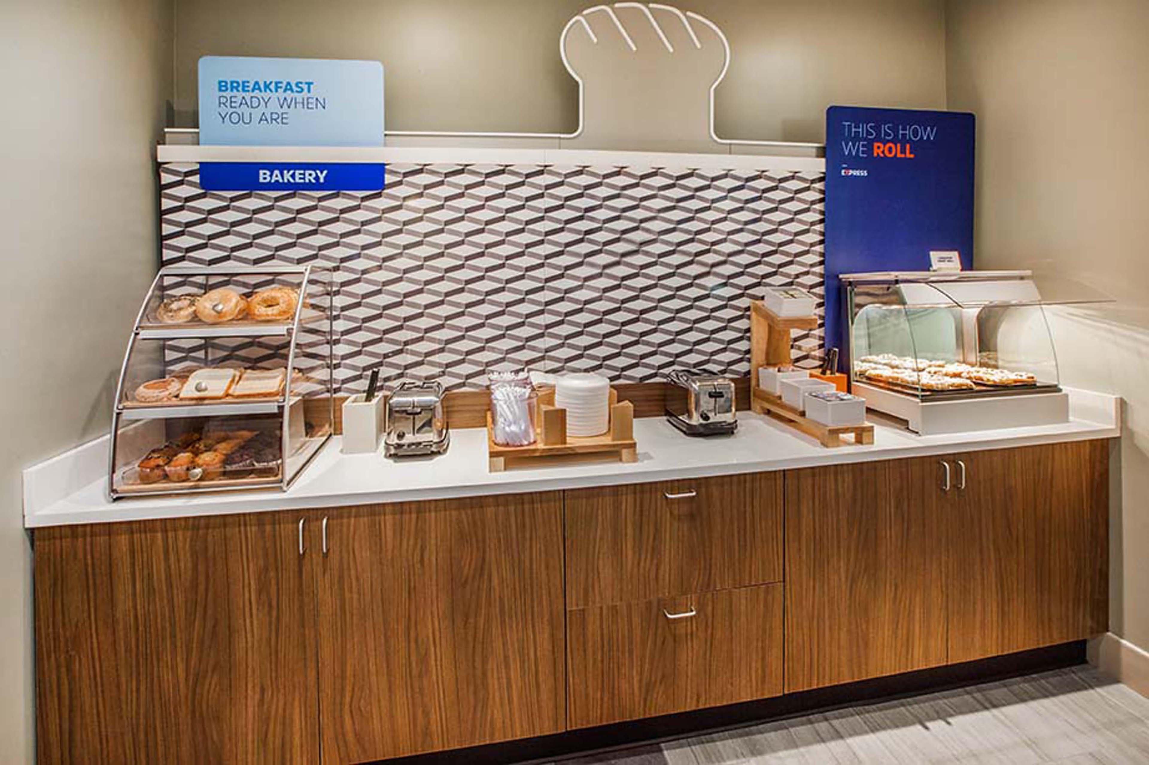 Holiday Inn Express Wilkes Barre East By Ihg מראה חיצוני תמונה