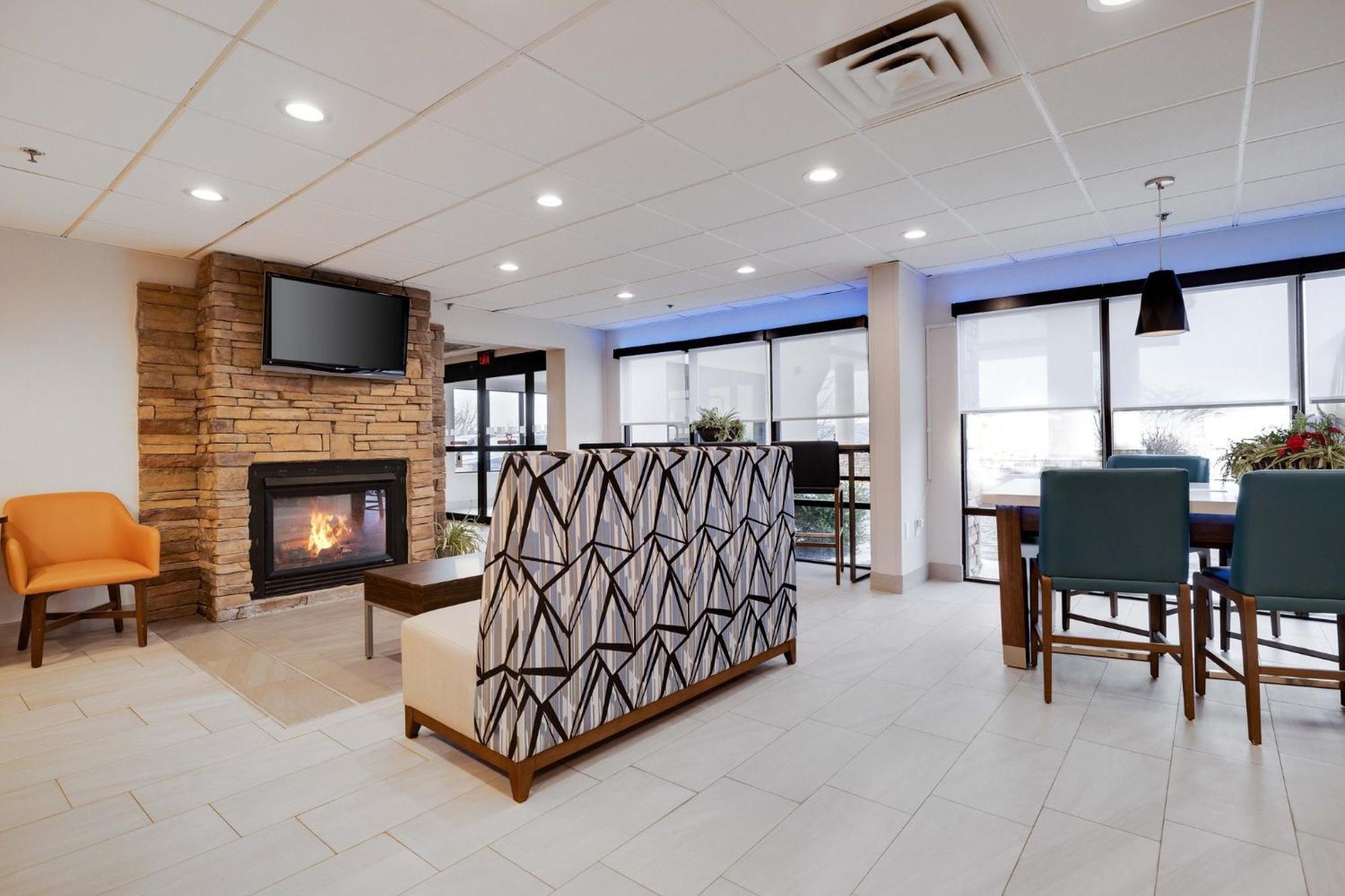 Holiday Inn Express Wilkes Barre East By Ihg מראה חיצוני תמונה