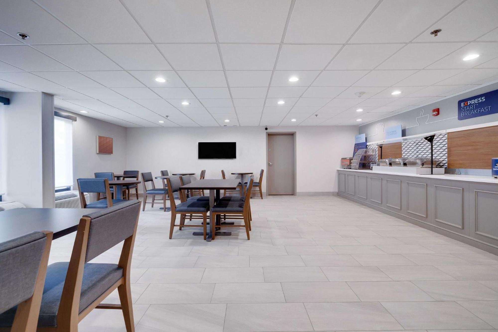 Holiday Inn Express Wilkes Barre East By Ihg מראה חיצוני תמונה